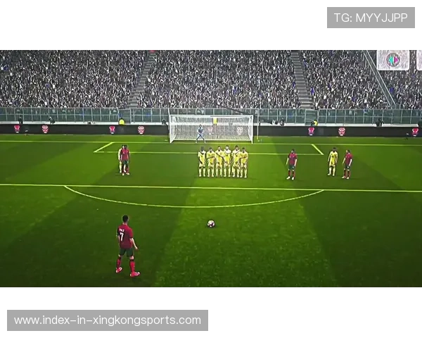 足球世界波直挂死角，展现无与伦比的技巧与艺术