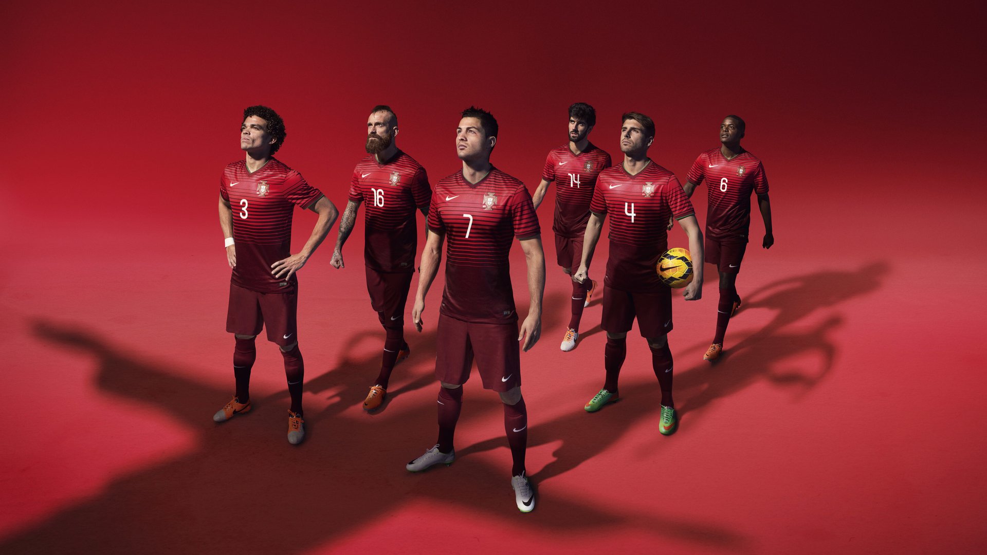 2026世界杯最后名单今日封存：FIFA 官方解析 48 强阵中的 10 位“压哨黑马”。